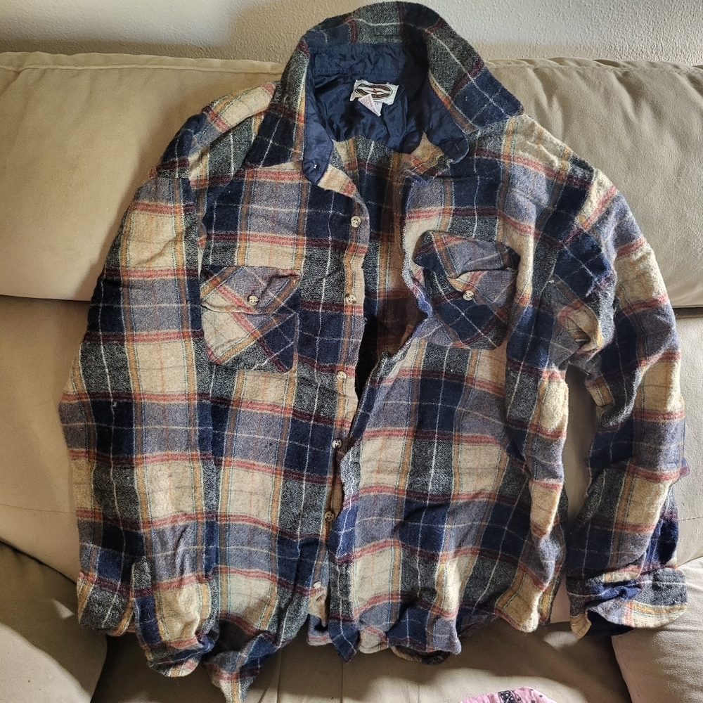 MIDWEST TRADERS XL button up 85% wool 15% nylon made in Korea rn 13711